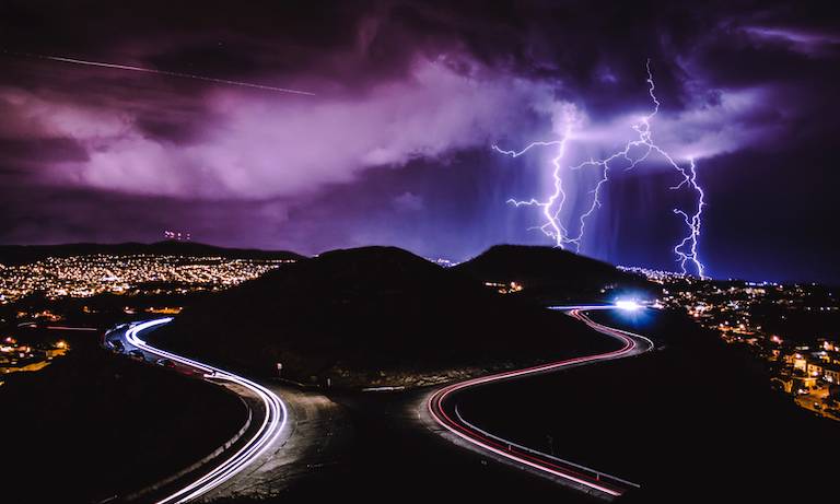 lightning-strikes-san-francisco-california_800